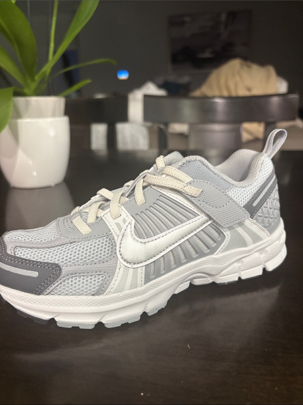 Nike Kids' Light Gray and White Mesh Sneakers